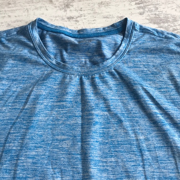 Men’s Shirt- Size Large - Picture 3 of 5
